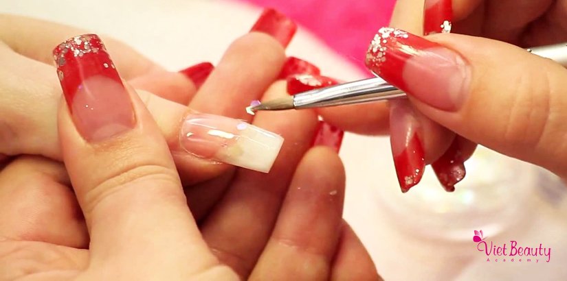 Khóa học Nail Technology Diploma iTEC | VietBeauty Academy