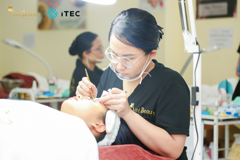 VietBeauty Academy - nơi đào tạo và cung cấp bằng iTEC chất lượng và uy tín nhất  VietBeauty Academy - nơi đào tạo và cung cấp bằng iTEC chất lượng và uy tín nhất