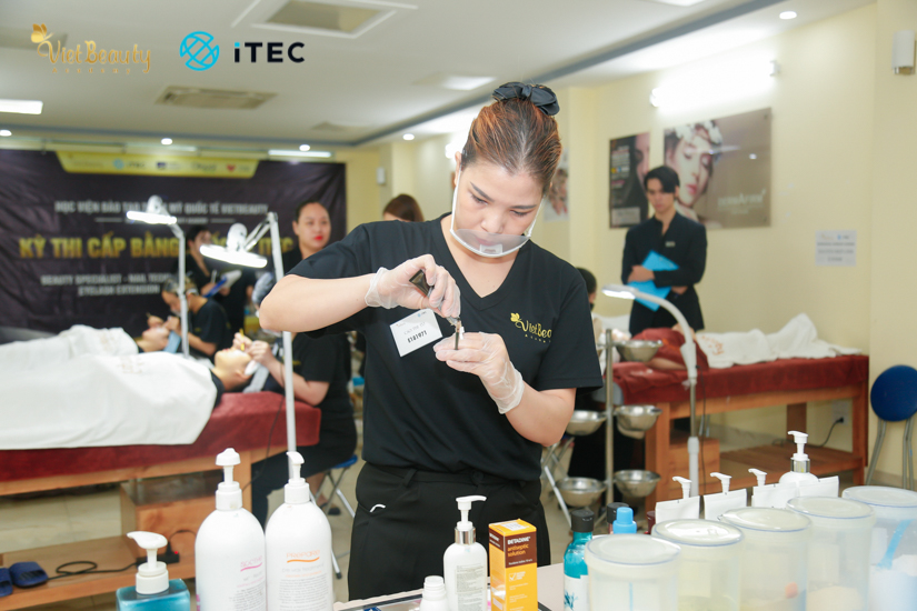 VietBeauty Academy - nơi đào tạo và cung cấp bằng iTEC chất lượng và uy tín nhất  VietBeauty Academy - nơi đào tạo và cung cấp bằng iTEC chất lượng và uy tín nhất