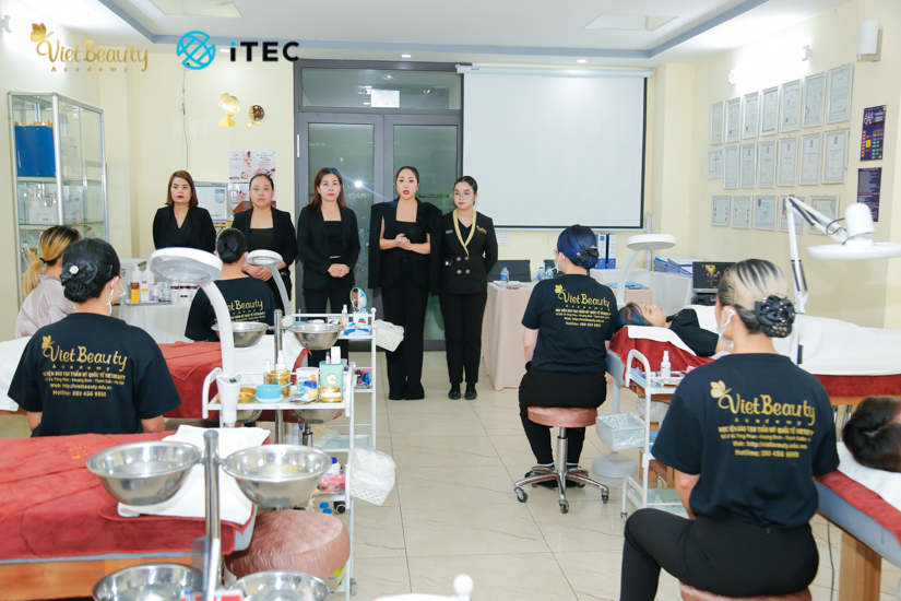 VietBeauty Academy - nơi đào tạo và cung cấp bằng iTEC chất lượng và uy tín nhất  VietBeauty Academy - nơi đào tạo và cung cấp bằng iTEC chất lượng và uy tín nhất