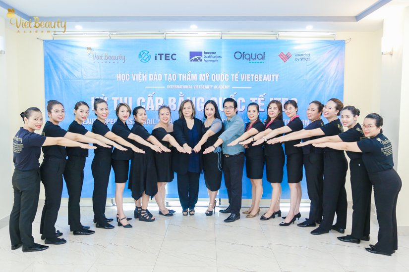VietBeauty Academy được VTCT Skills iTEC Vương quốc Anh vinh danh là Trung tâm Xuất sắc năm 2026 | VietBeauty Academy VietBeauty Academy được VTCT Skills iTEC Vương quốc Anh vinh danh là Trung tâm Xuất sắc năm 2026 | VietBeauty Academy