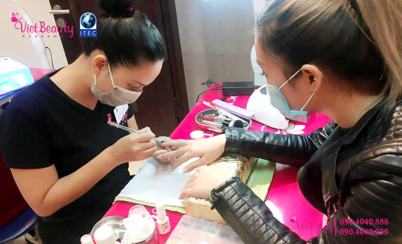 Khóa học Nail Technology Diploma iTEC | VietBeauty Academy